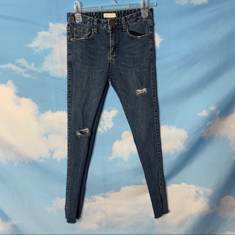 Cali Blue- Distressed Skinny Raw Hem Jeans size S